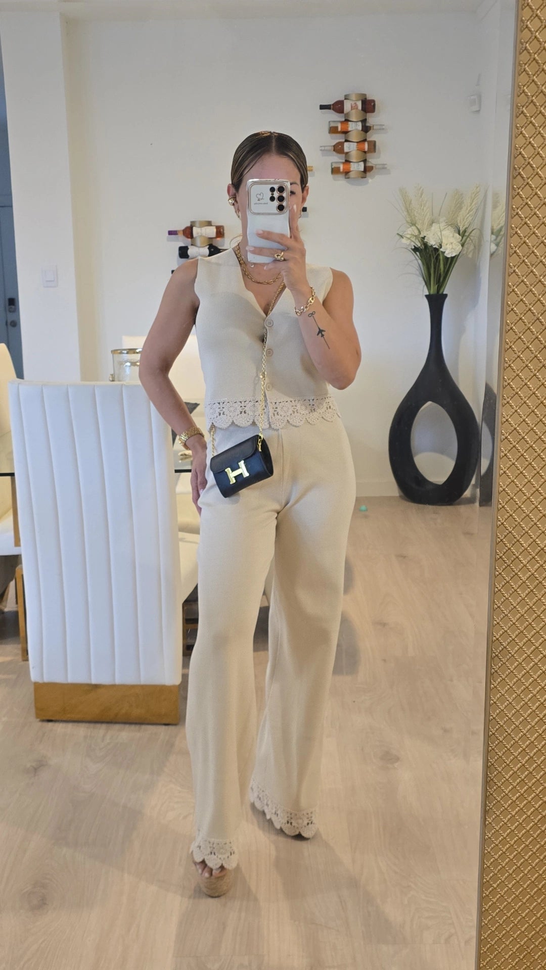 Set Mariana